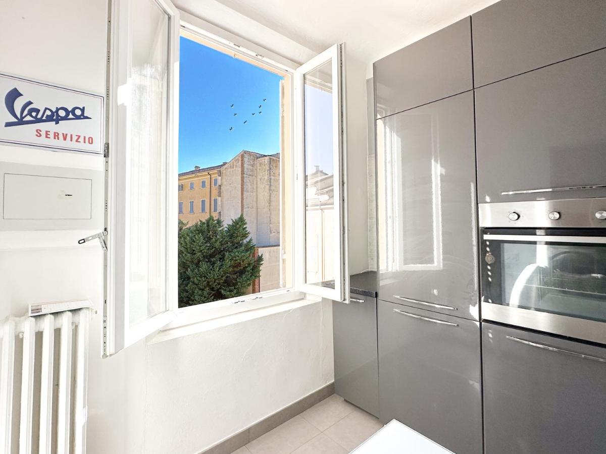 Luxury Apartment Next To The Francescana Modena Eksteriør bilde